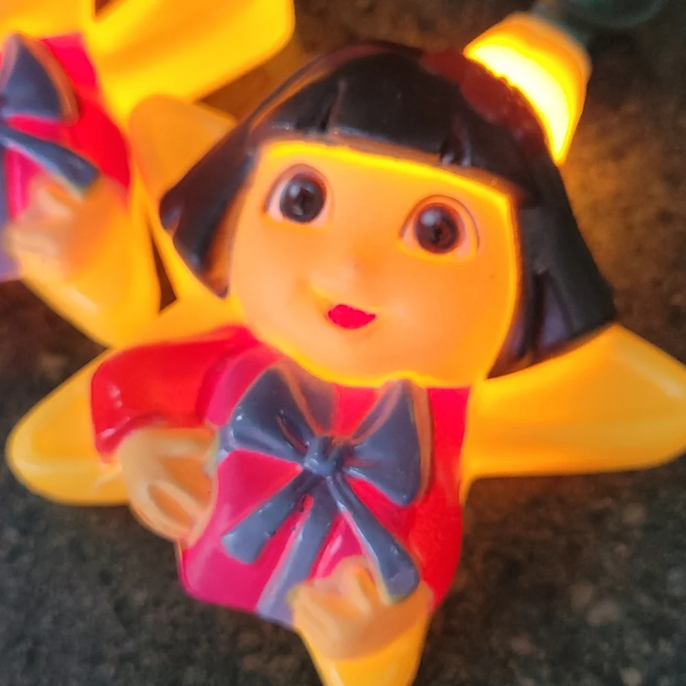 Dora the Explorer 10-piece Light Set